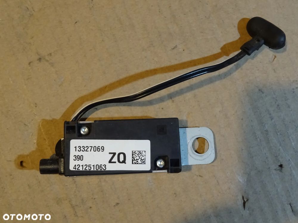 OPEL INSIGNIA ASTRA J ZAFIRA C MOKKA MODUŁ WZMACNIACZ ANTENOWY SYGNAŁU ANTENY GPS - 5