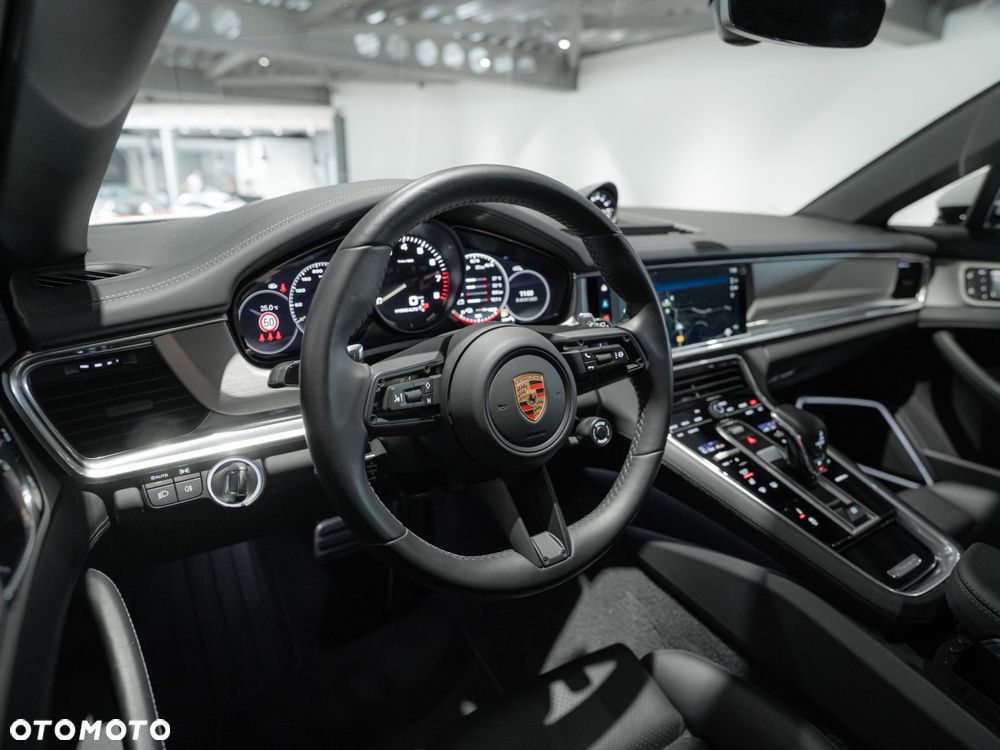 Porsche Panamera 4 E-Hybrid Sport Turismo Platinum Edition - 19