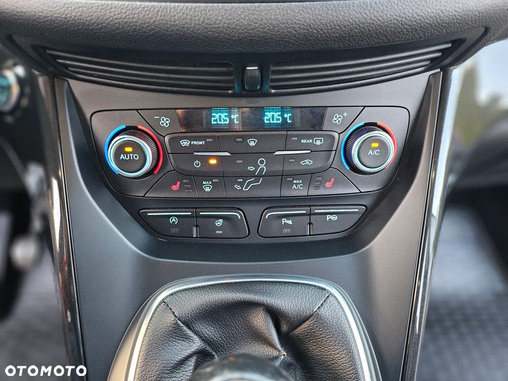 Ford Kuga - 14