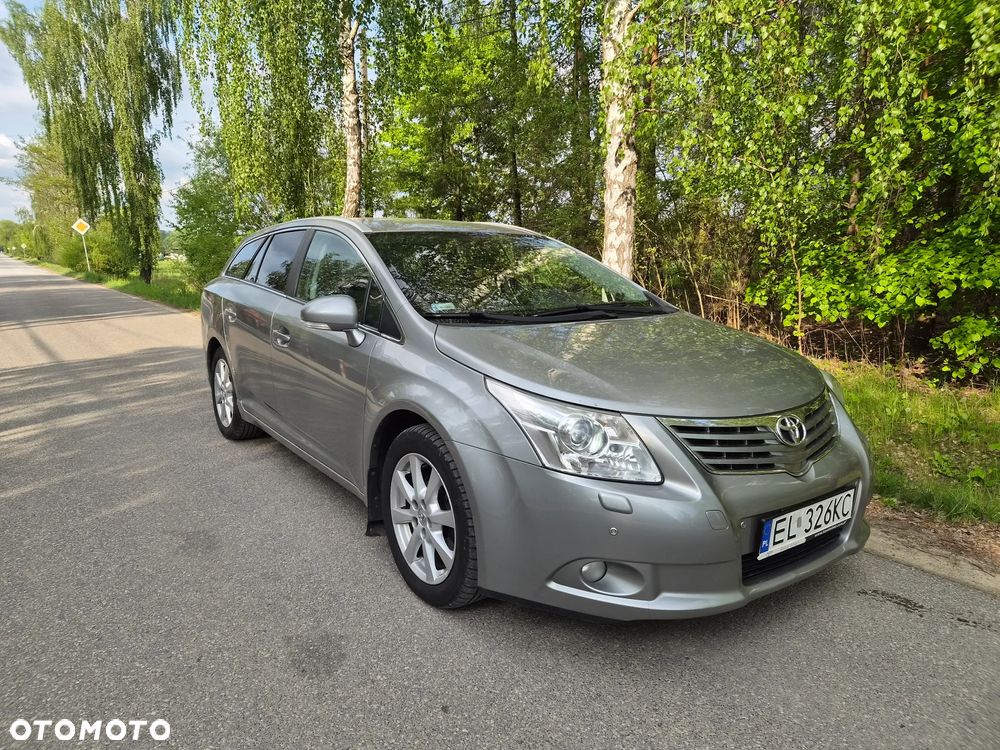 Toyota Avensis 2.0 D-4D Luna - 24