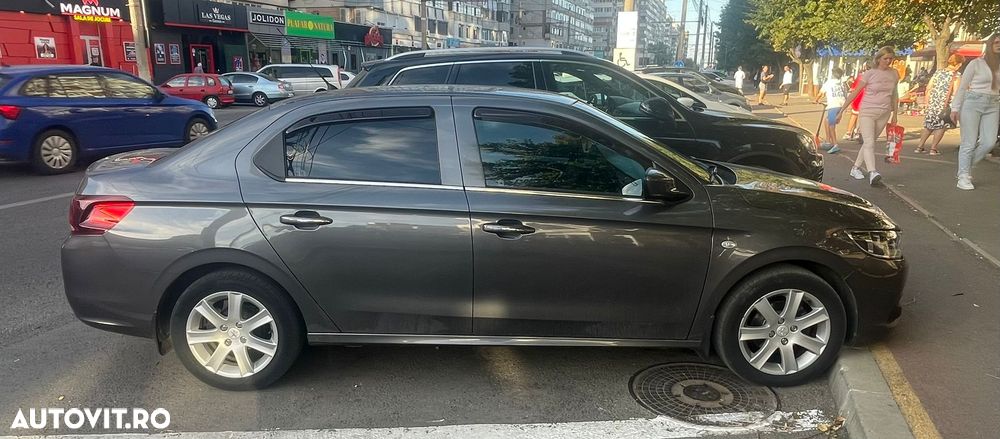 Peugeot 301 - 2