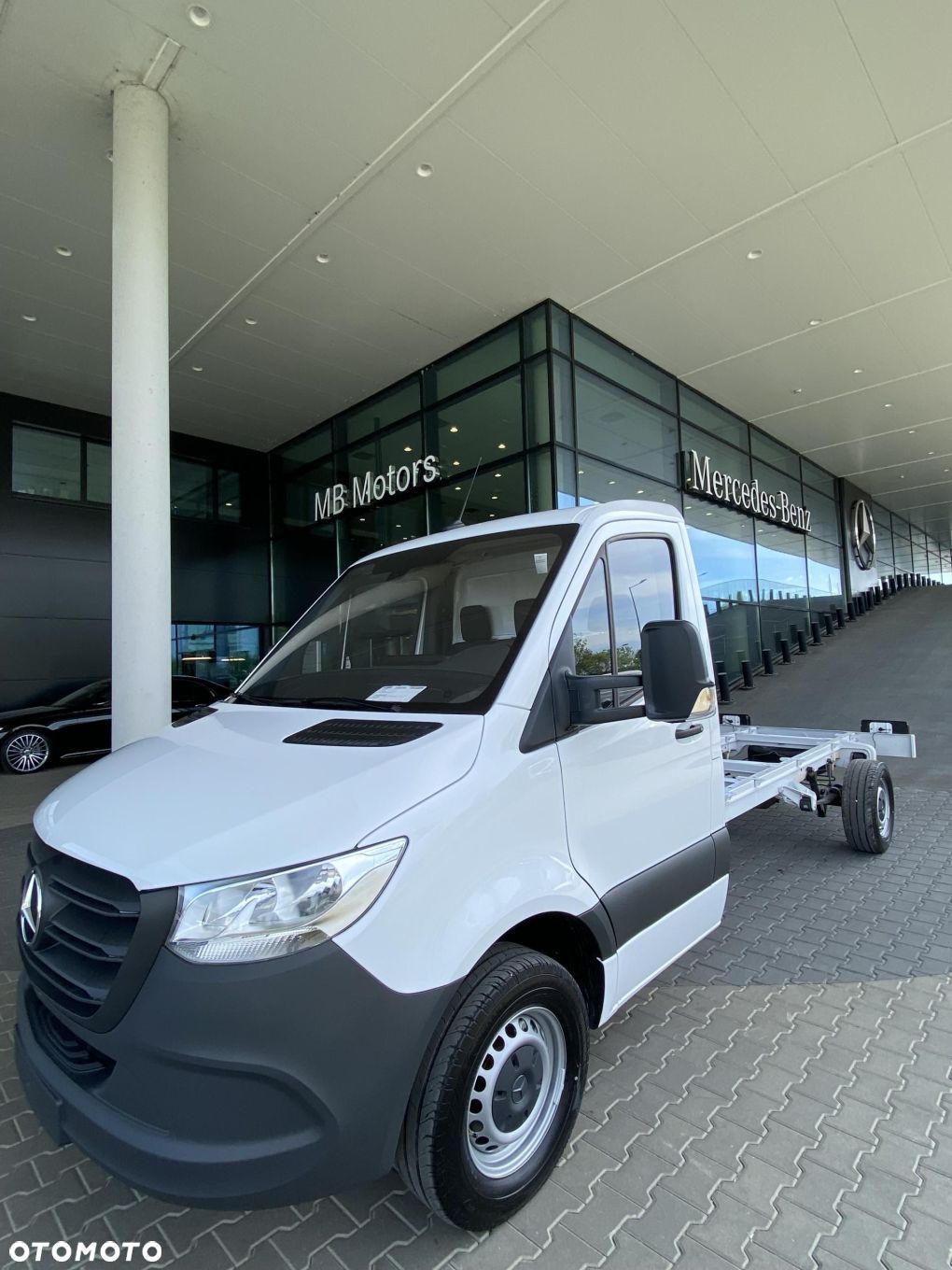 Mercedes-Benz Sprinter - 1