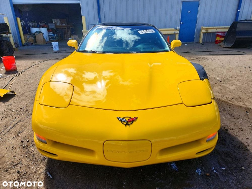 Chevrolet Corvette - 2