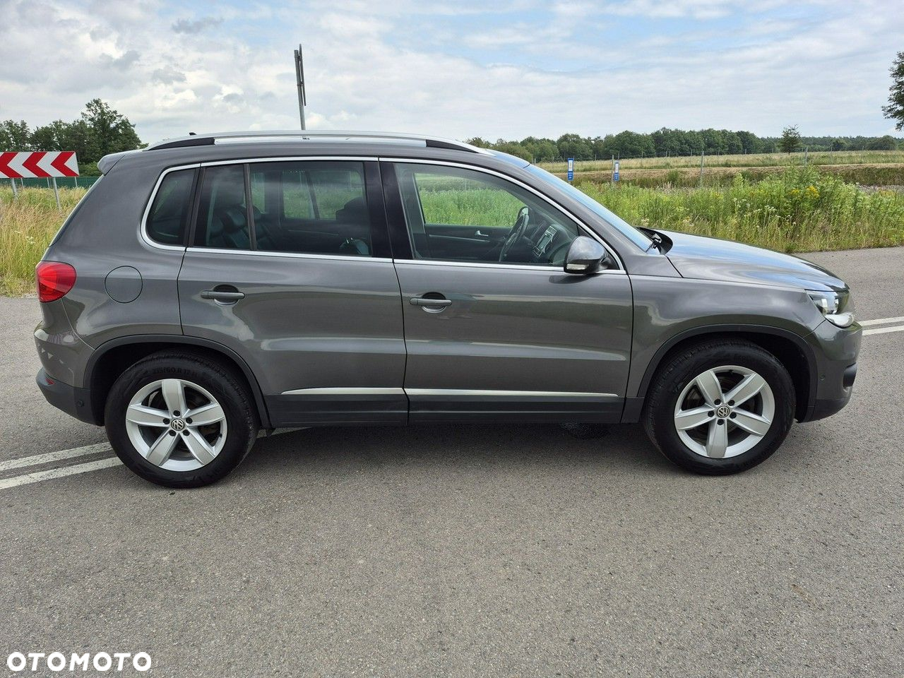 Volkswagen Tiguan - 6
