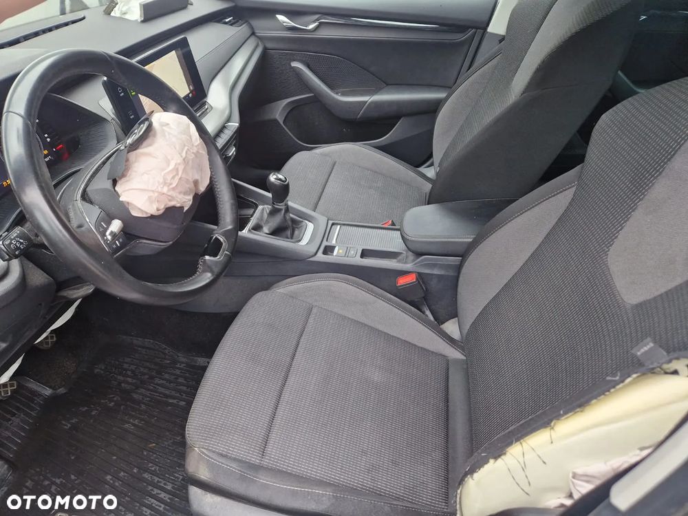 Skoda Octavia 1.5 TSI ACT Ambition - 14