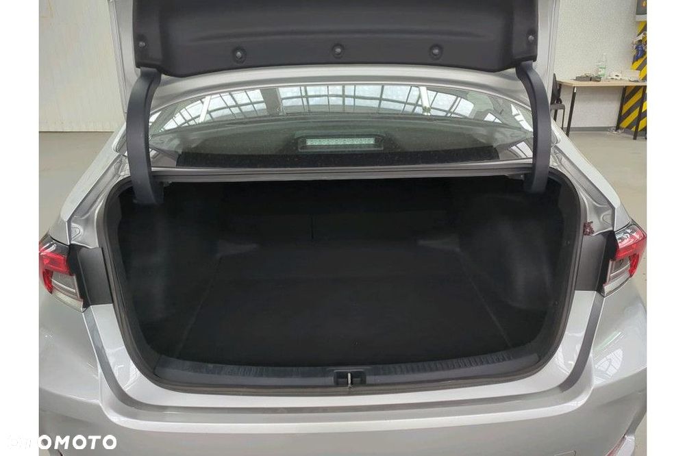 Toyota Corolla - 9