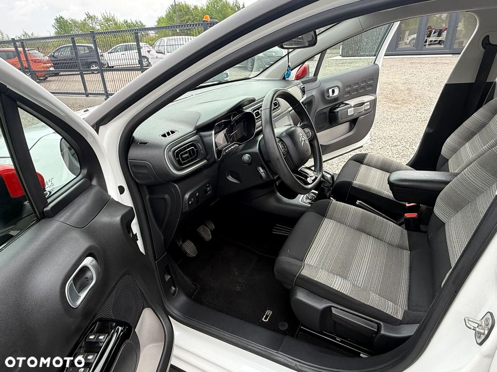 Citroën C3 Pure Tech 82 SHINE - 6