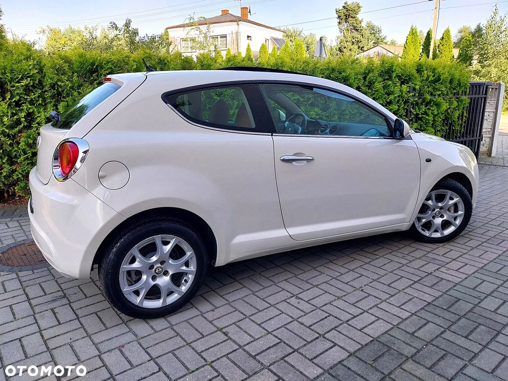 Alfa Romeo Mito 1.4 TB Distinctive - 4