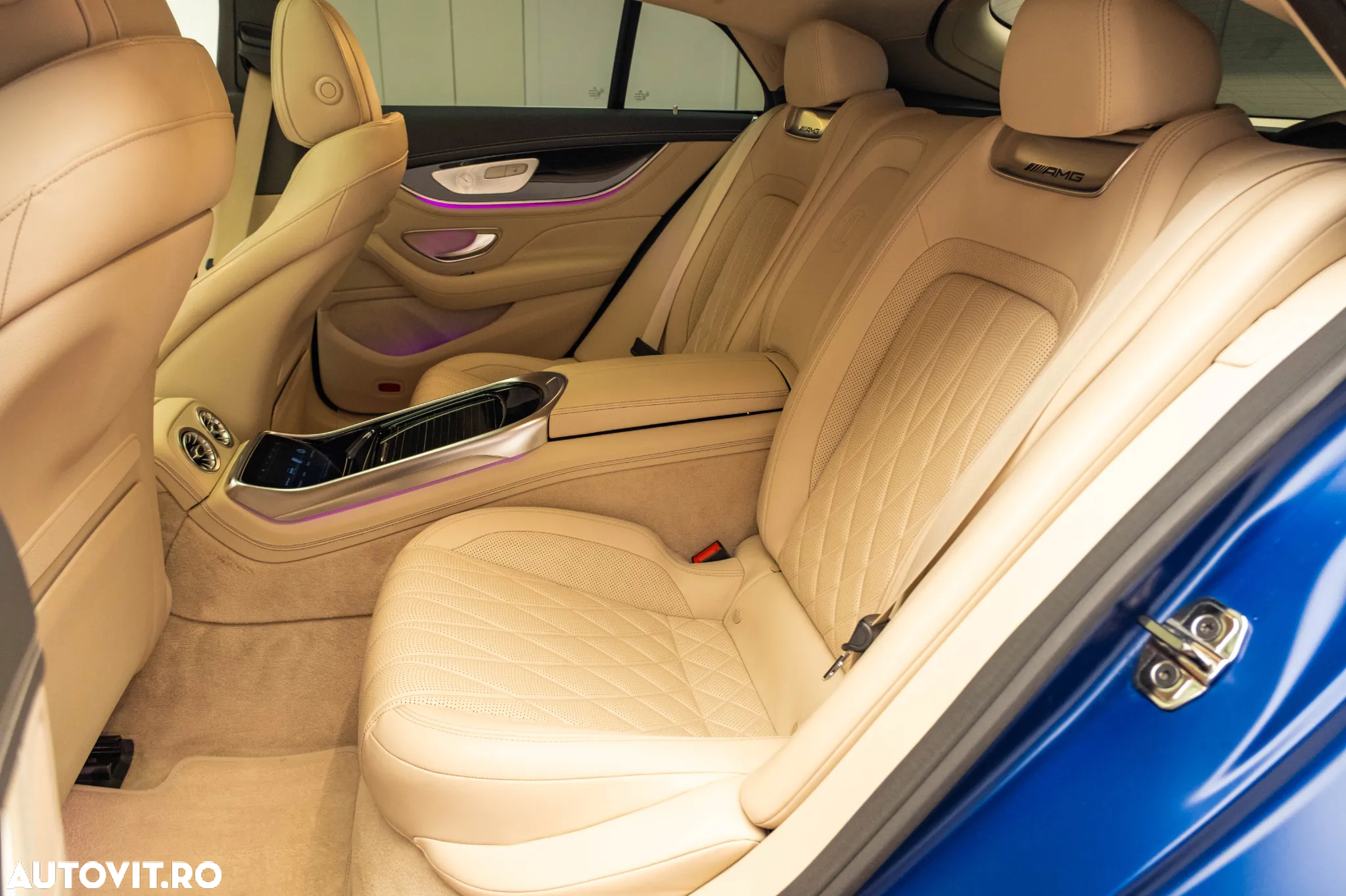 Mercedes-Benz AMG GT-S 63 4MATIC+ - 26