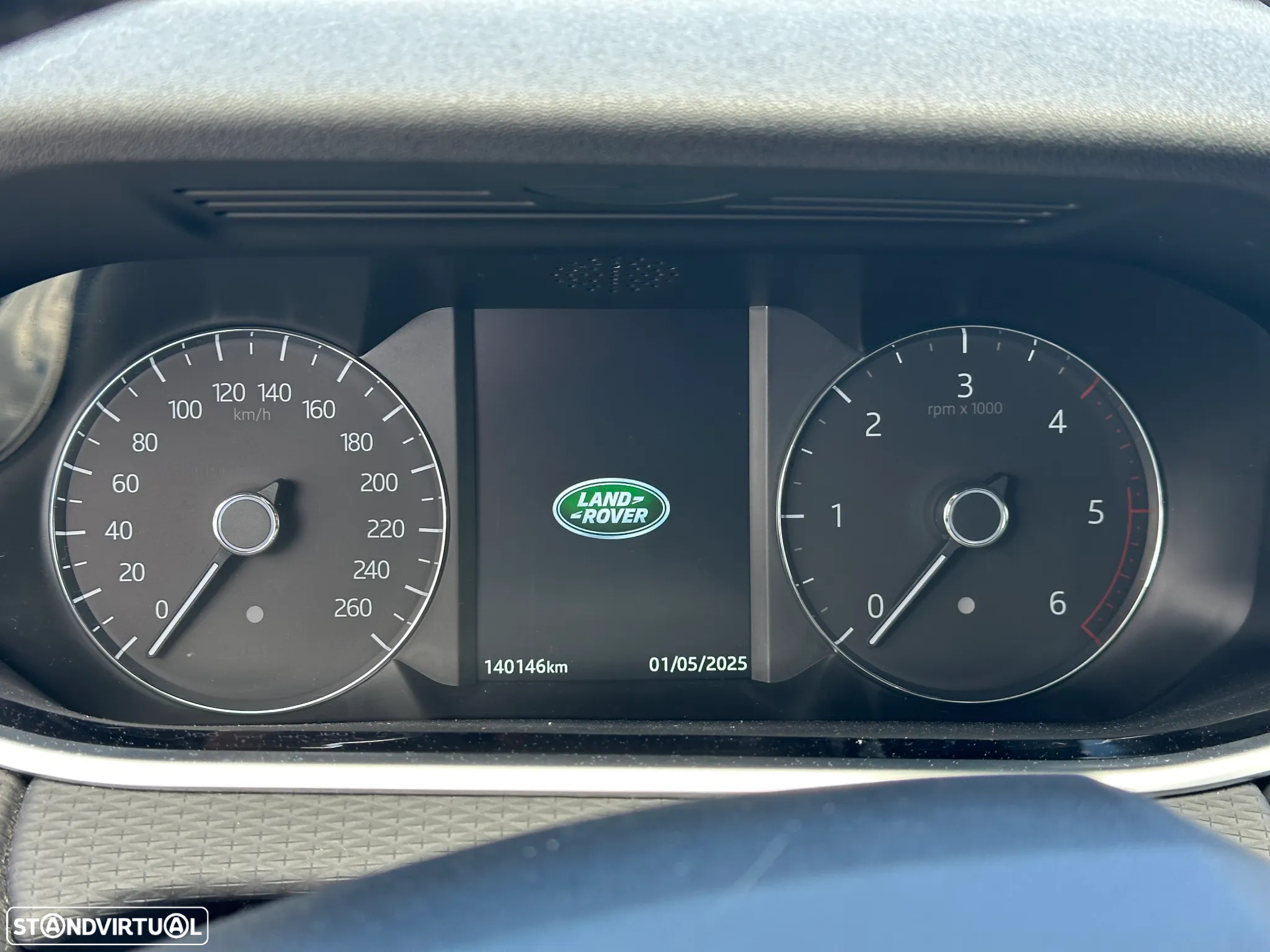 Land Rover Range Rover Evoque 2.0 D150 AWD R-Dynamic S Auto - 9