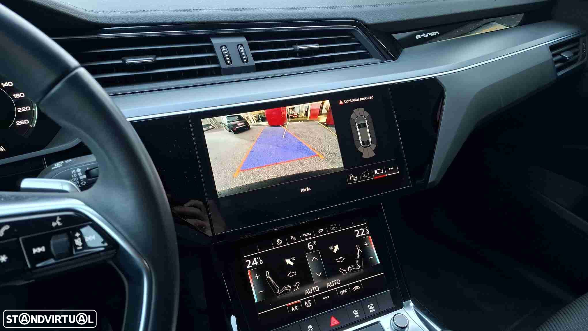Audi Q8 e-Tron 55 quattro Advanced - 15
