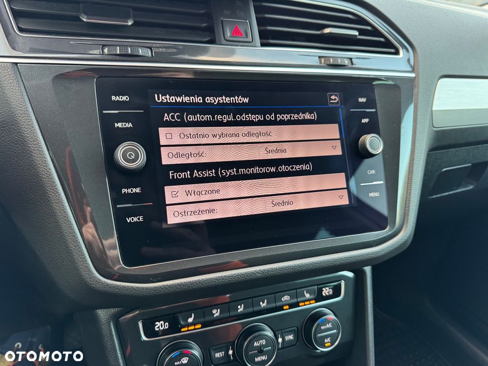 Volkswagen Tiguan 2.0 TDI Perfectline R-Style - 33