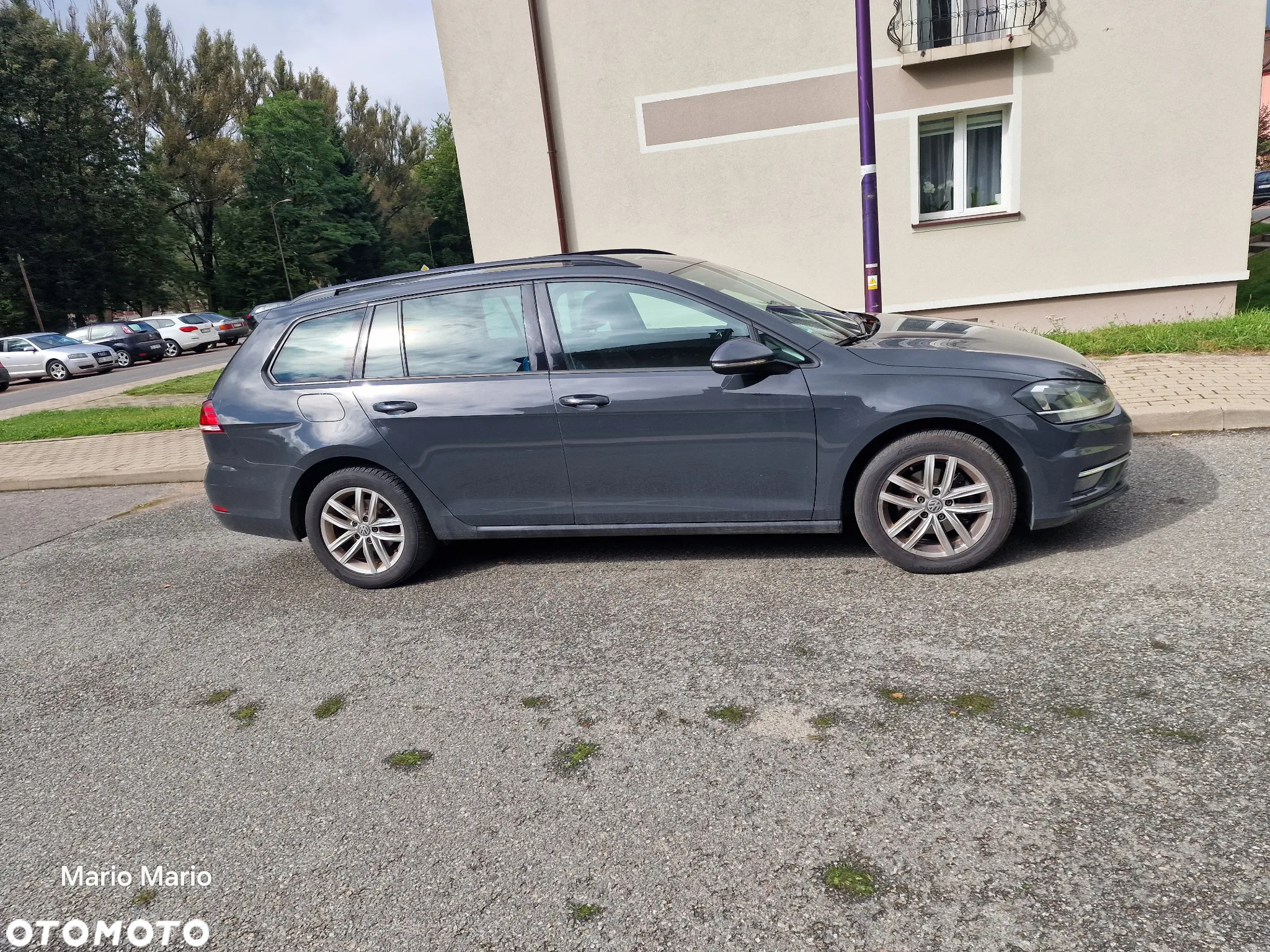 Volkswagen Golf 2.0 TDI BlueMotion Technology DSG Comfortline - 2