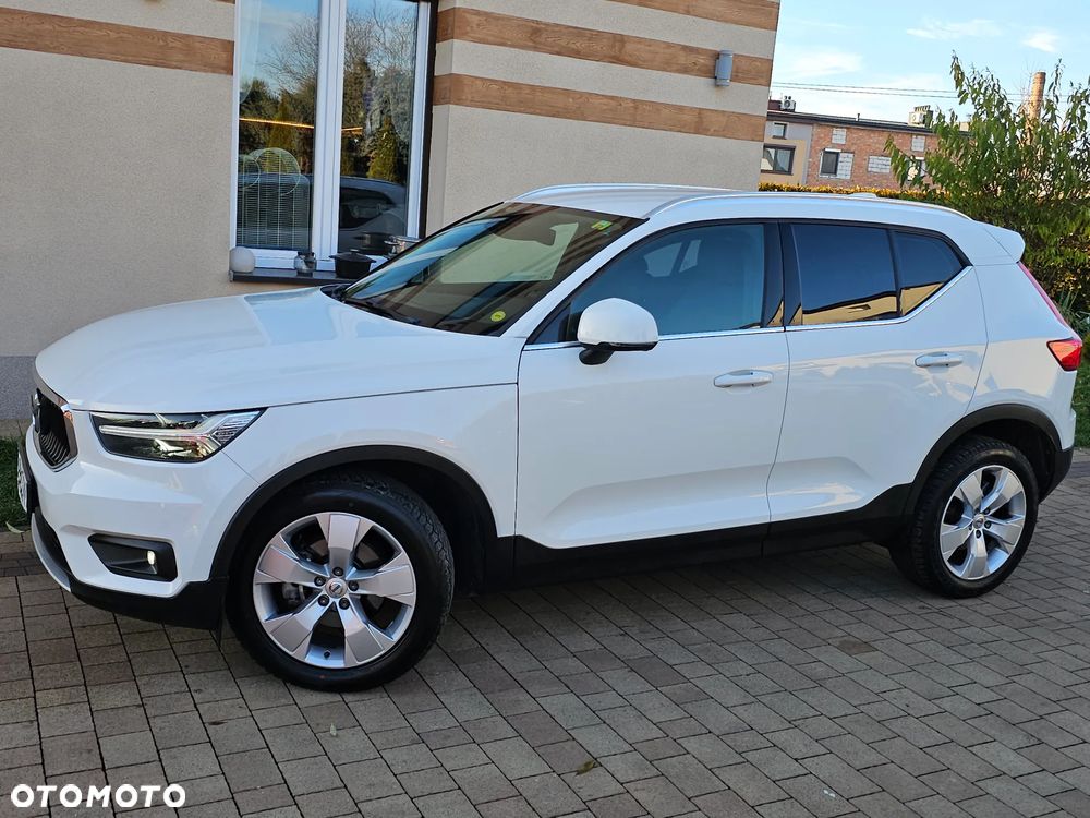 Volvo XC 40 D3 SCR Momentum - 5