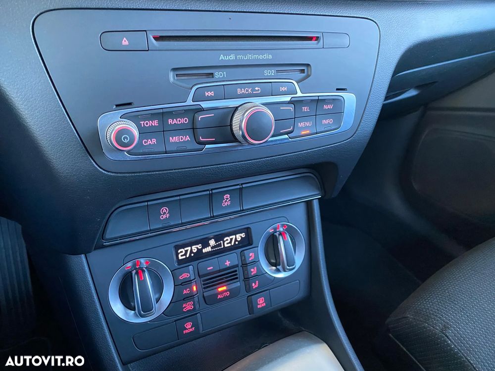 Audi Q3 2.0 TDI Quattro S tronic - 24