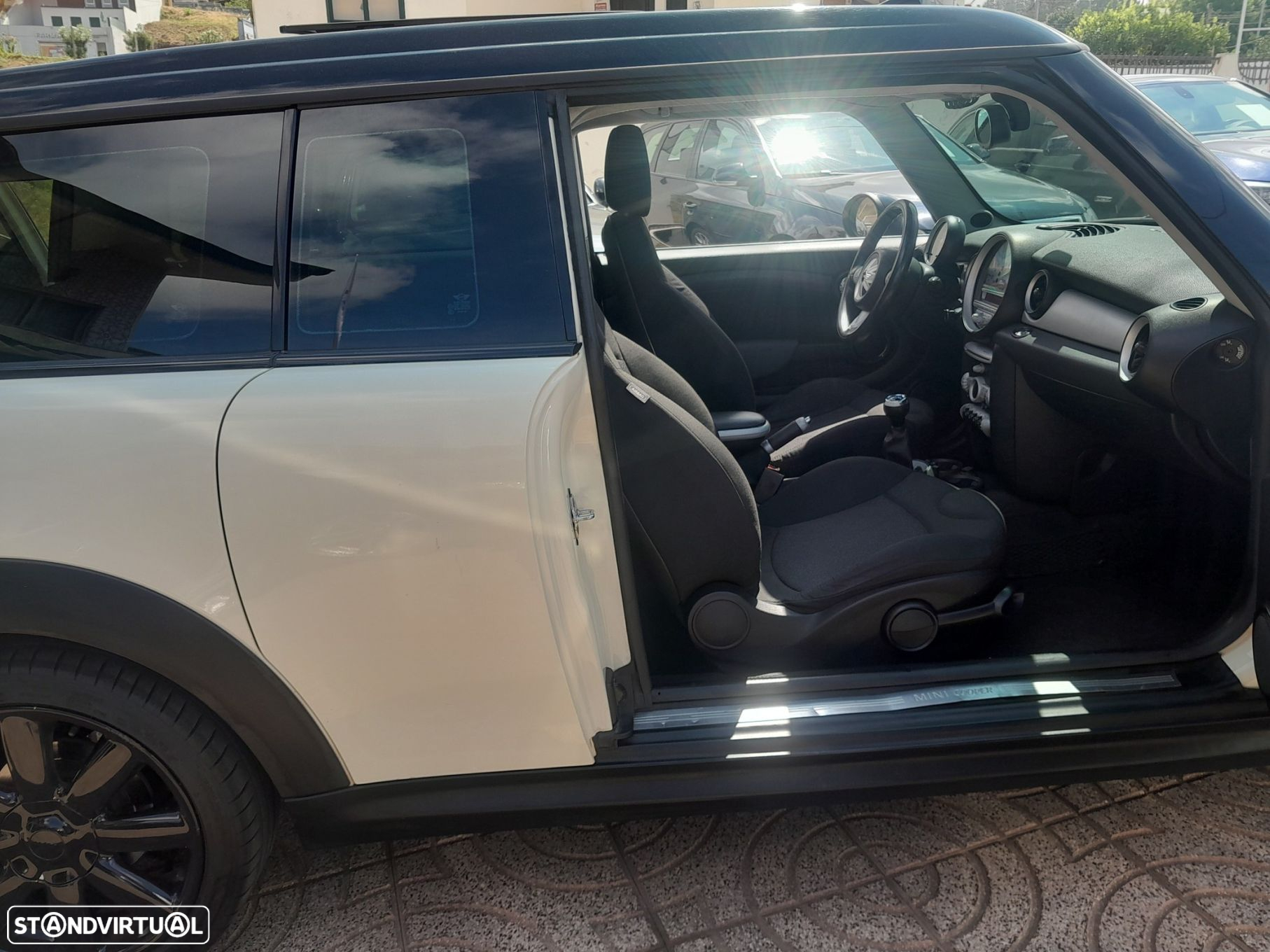MINI Clubman Cooper D - 19
