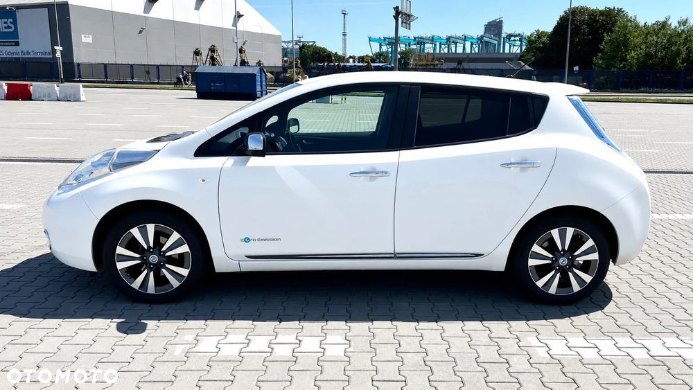Nissan Leaf 24kWh Tekna - 8
