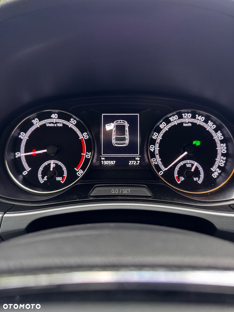 Skoda Fabia 1.0 TSI Ambition Plus DSG - 5