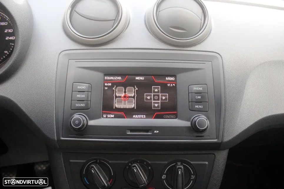 SEAT Ibiza 1.4 TDI Style — fotografia 13