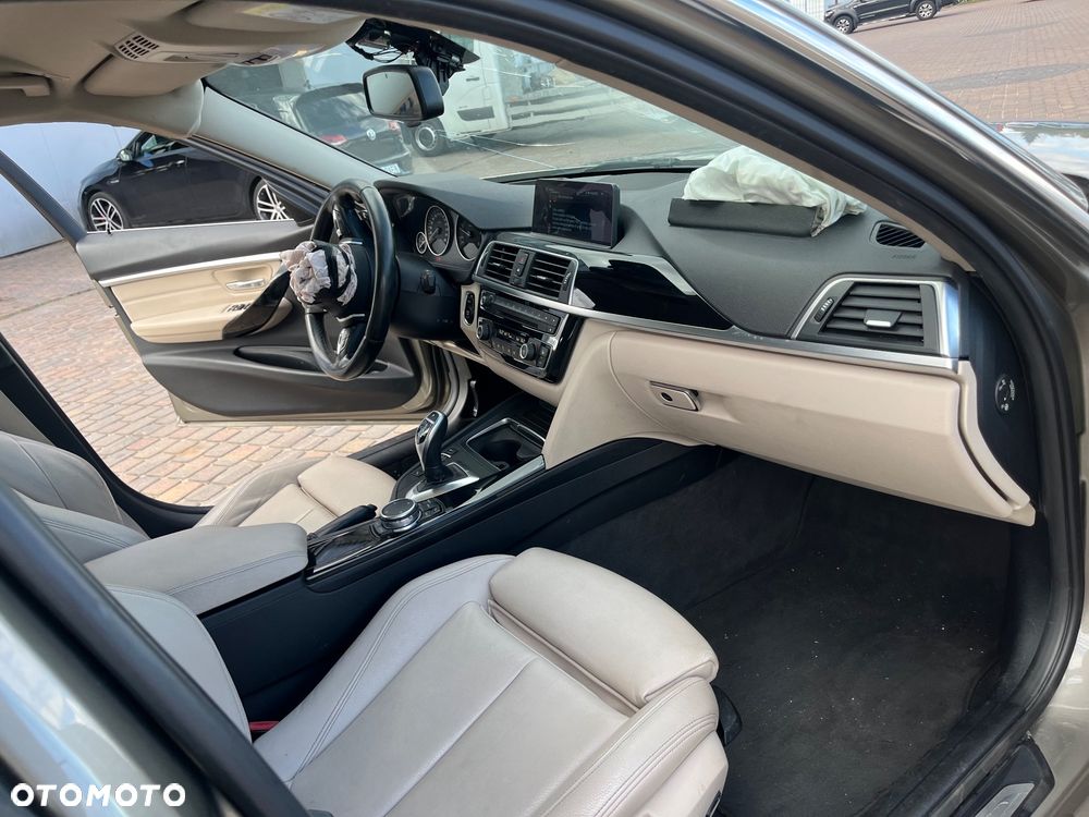 BMW Seria 3 325d Sport Line - 7
