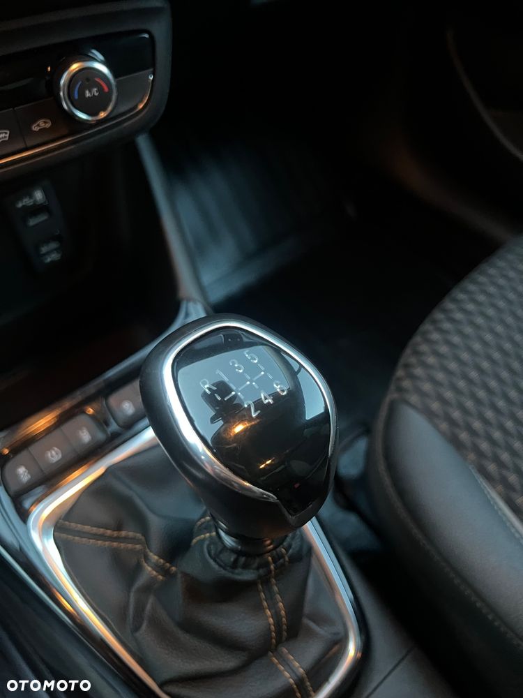 Opel Crossland X - 27