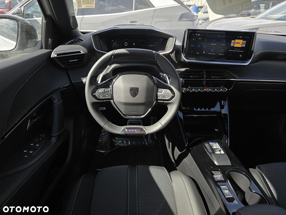 Peugeot 2008 PureTech mHEV GT E-DCS6 - 21