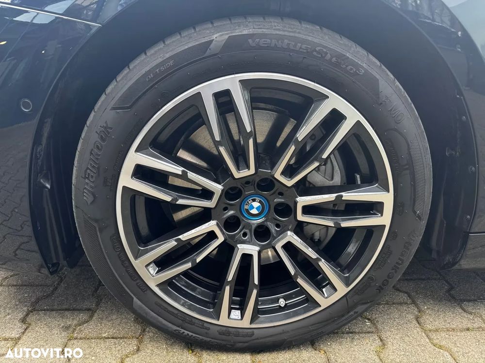 BMW Seria 5 550e xDrive Aut. - 10