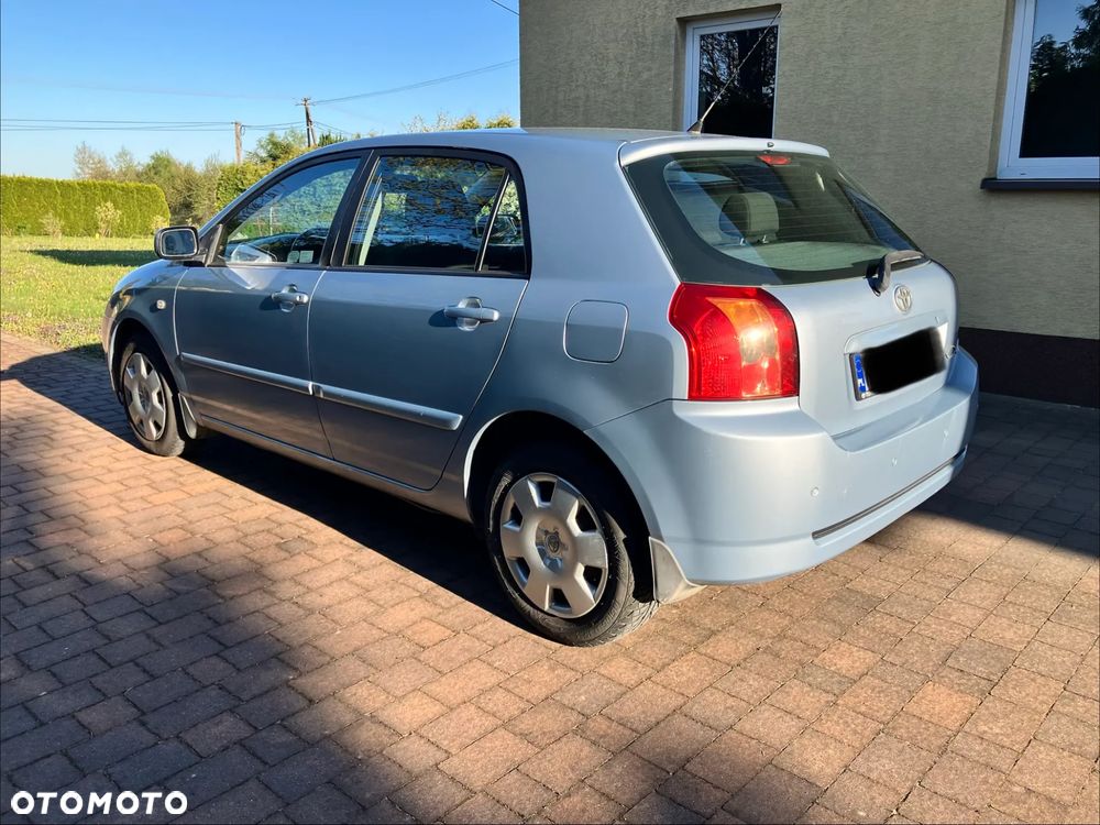 Toyota Corolla 2.0 D-4D Sol - 4