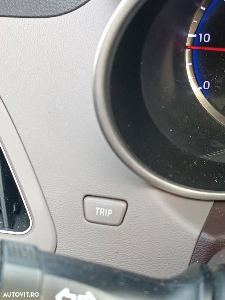 Hyundai ix35 2.0 CRDI 4WD Style - 3