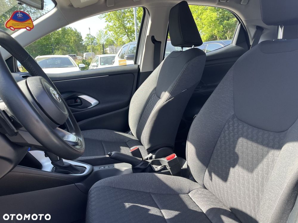 Toyota Yaris 1.5 Comfort CVT - 17