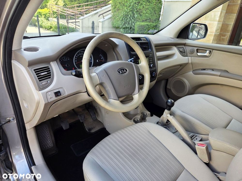 Kia Sportage 2.0 Expedition 2WD - 32