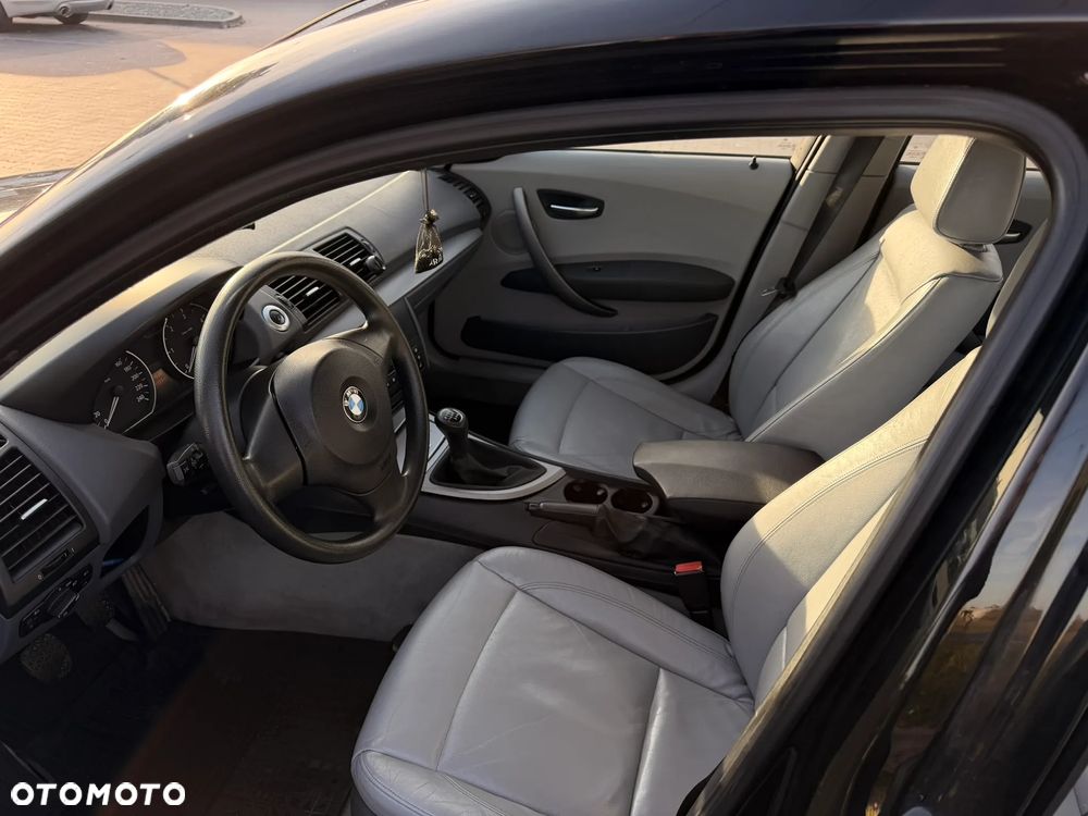 BMW Seria 1 [E87] 04-07 - 6