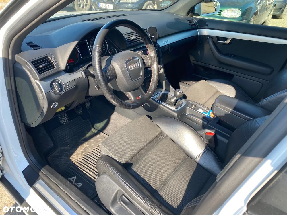 Audi A4 Avant - 18
