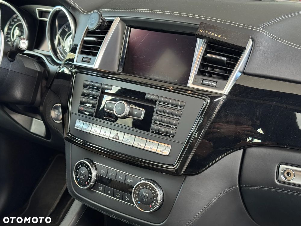 Mercedes-Benz ML 63 AMG 4-Matic - 21