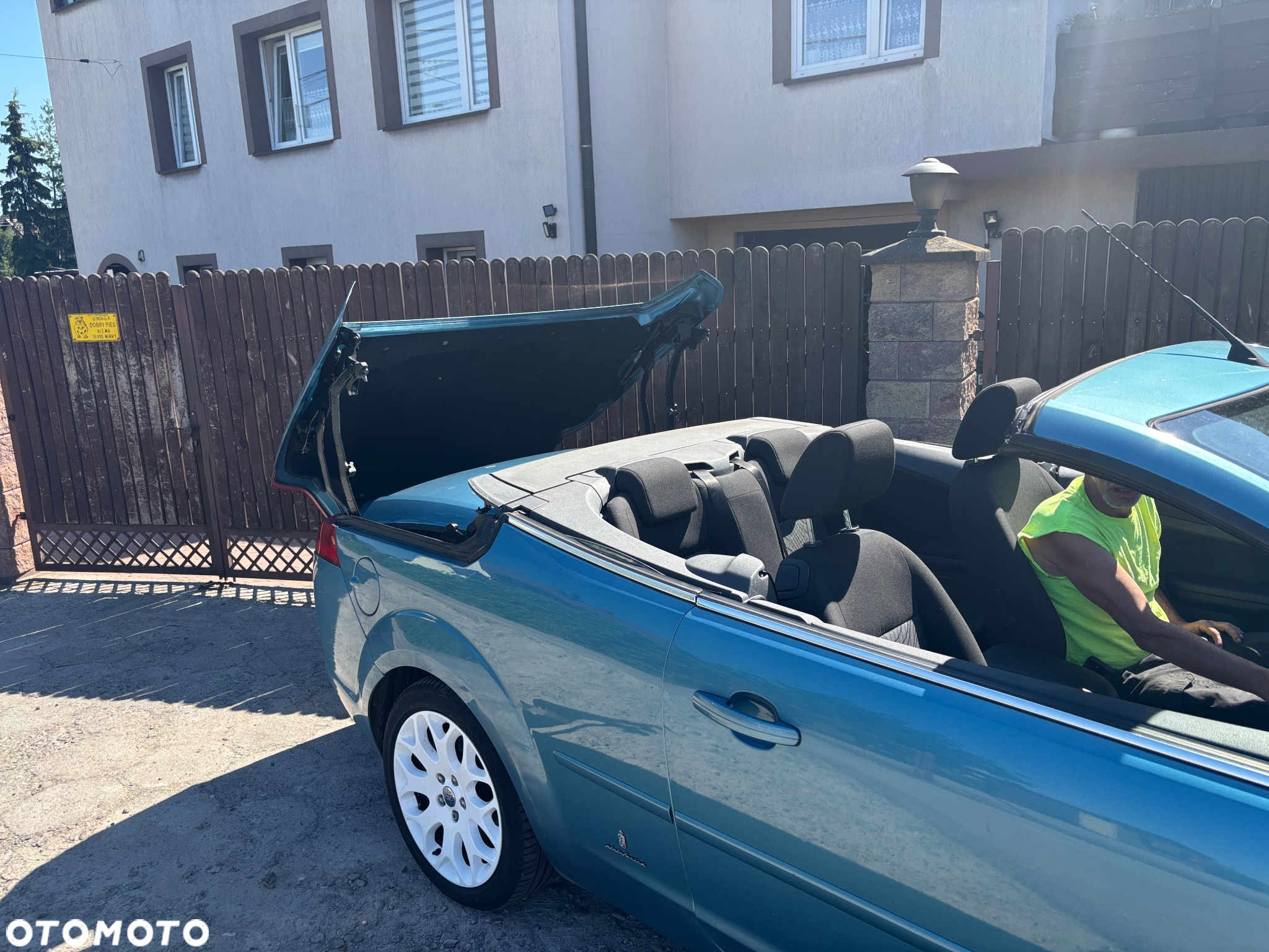 Ford Focus Coupe-Cabriolet 2.0 16V Blue Magic - 23