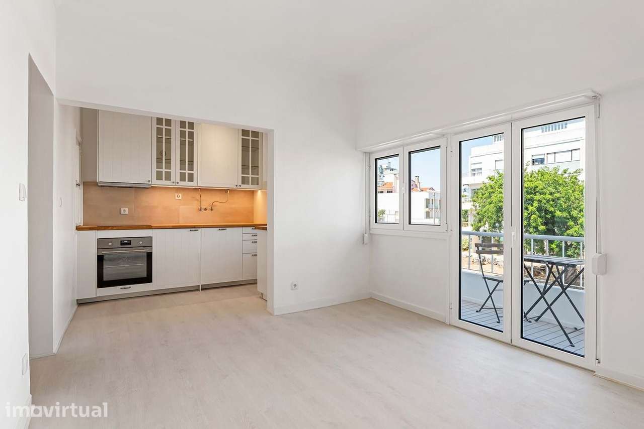 T3 Remodelado com 2 Varandas em Cascais | Pronto a Habitar - Grande imagem: 5/37