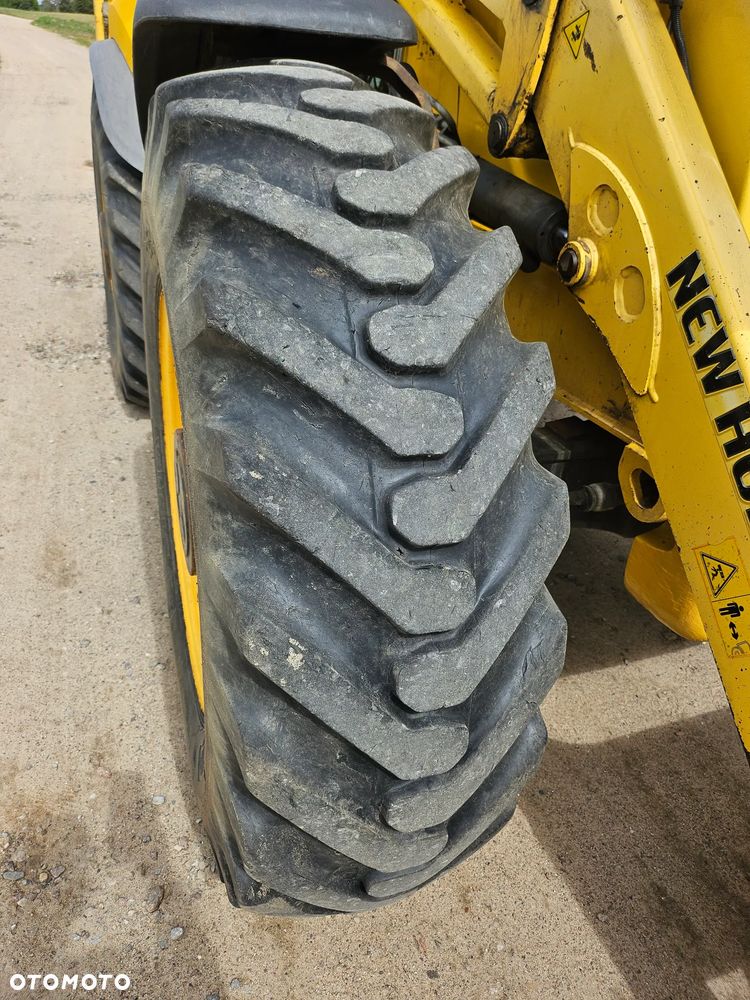 New Holland B115C - 14