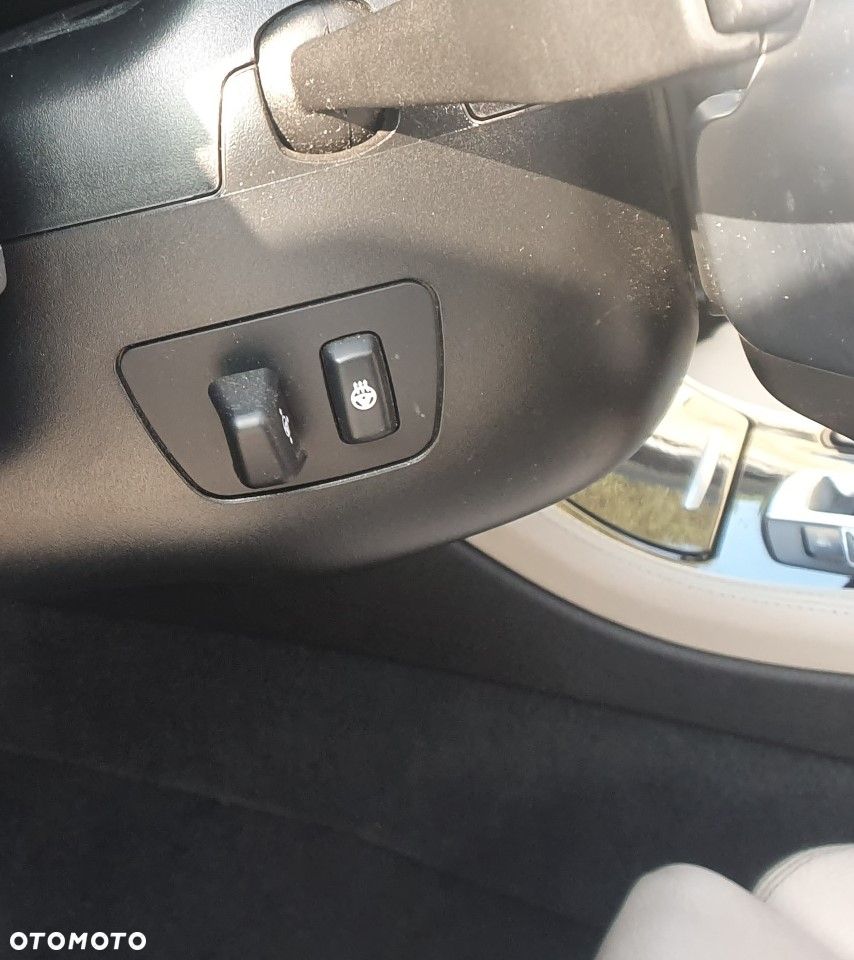 BMW Seria 5 - 13