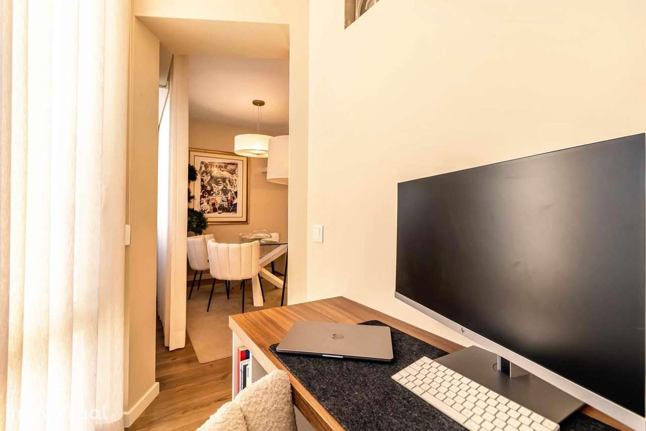 Apartamento T3 com varanda, Linda-a-Velha, Oeiras - Grande imagem: 3/18