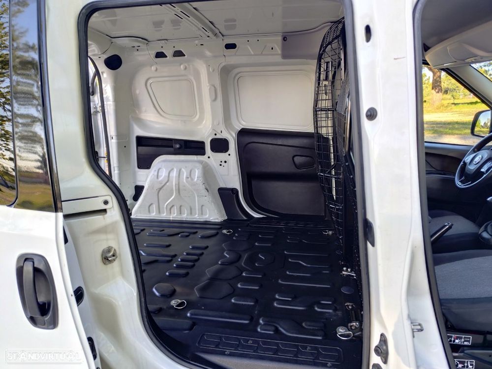 Fiat Doblo Cargo - 18