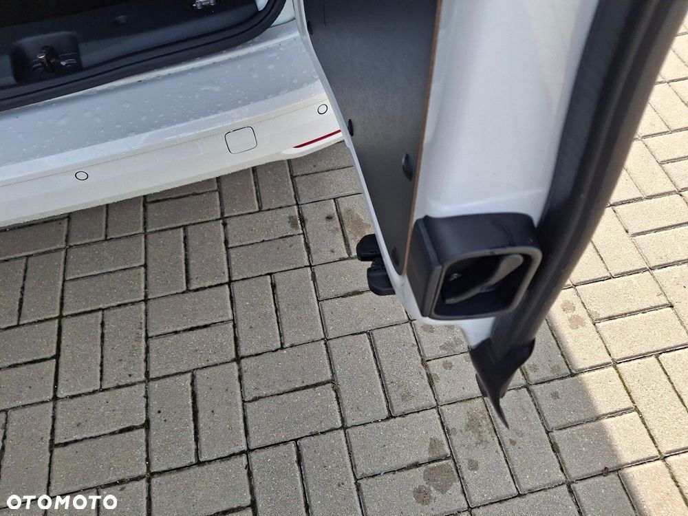 Volkswagen Caddy - 12