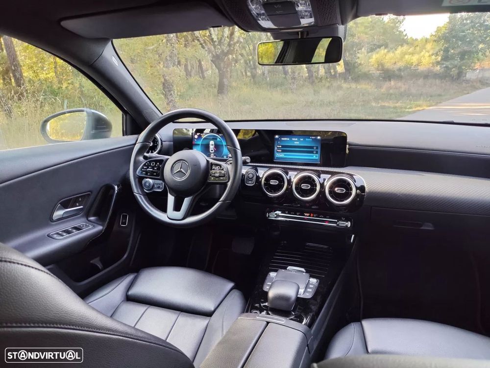 Mercedes-Benz A 180 Limousine d Progressive Aut. - 14