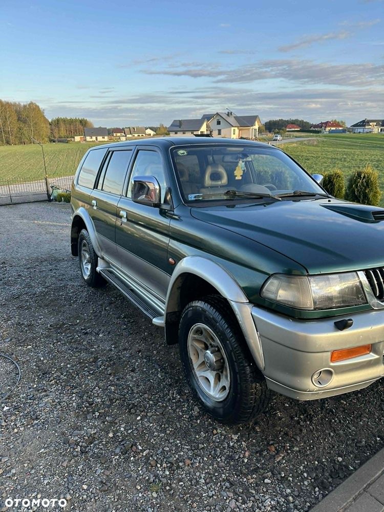 Mitsubishi Pajero 2.5 TD GL - 11