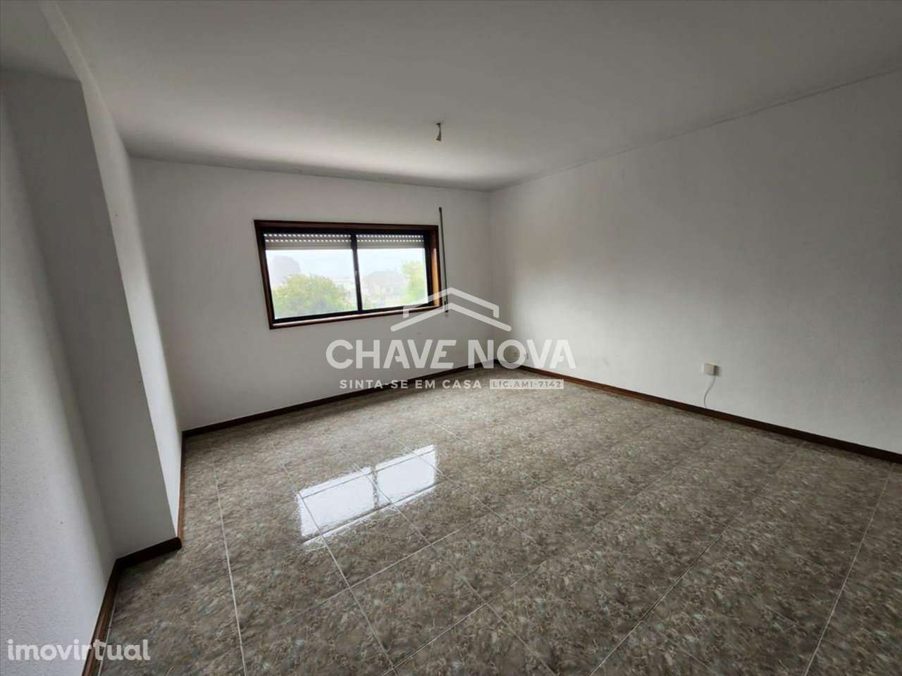 T2 c/ Lugar de Garagem em Vilar do Paraíso - Grande imagem: 3/17