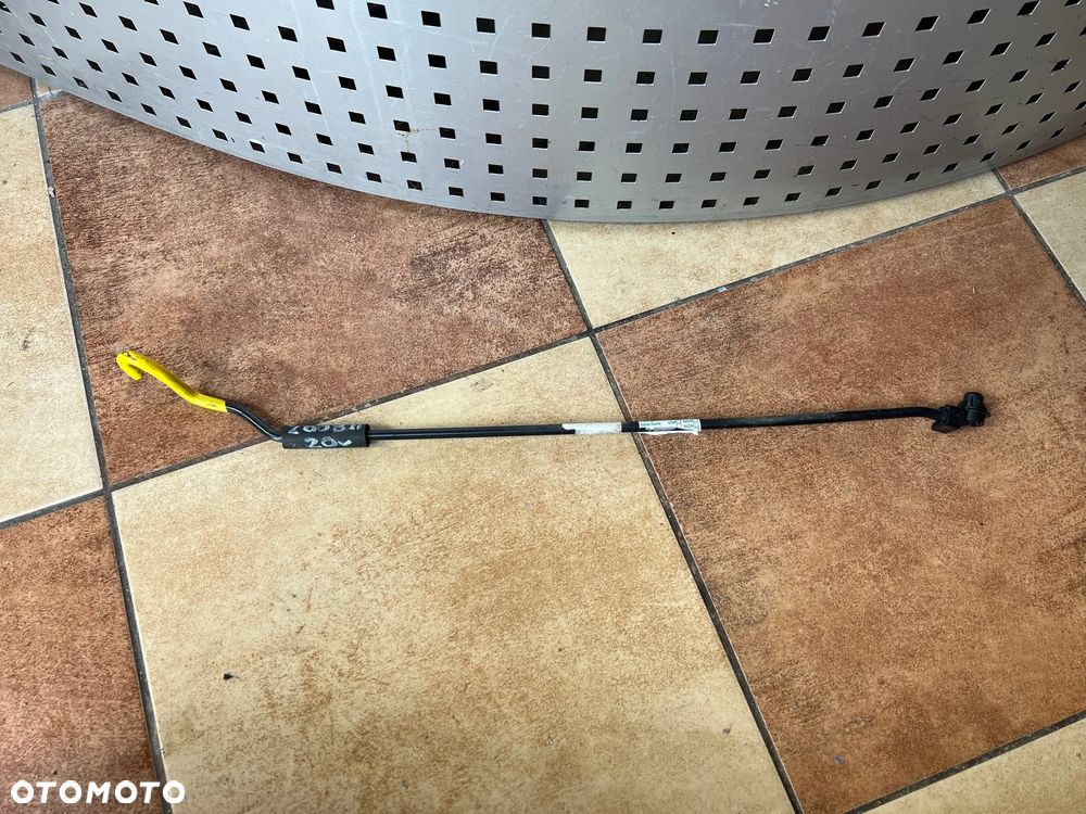 PODPÓRKA MASKI PEUGEOT 2008 II