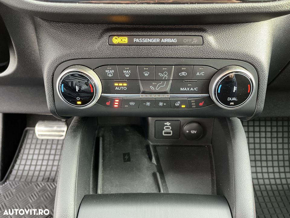 Ford Kuga - 20