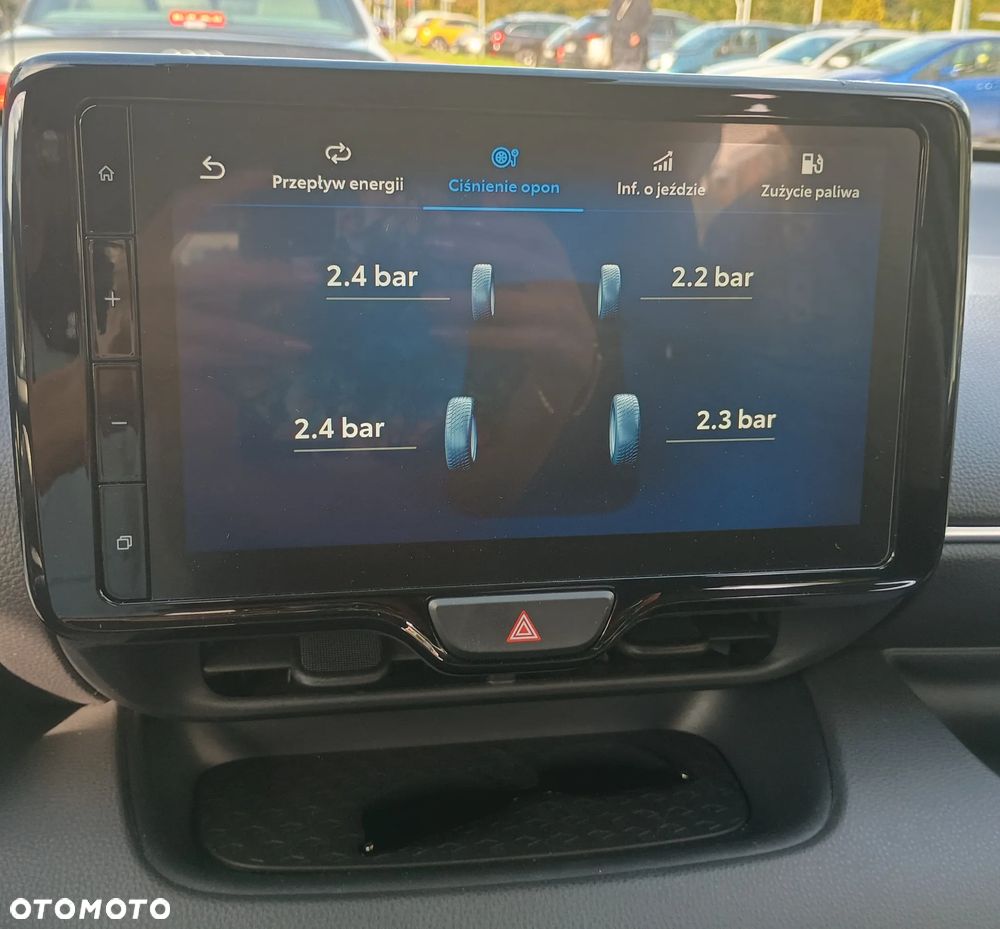 Toyota Yaris Hybrid 1.5 Style - 33