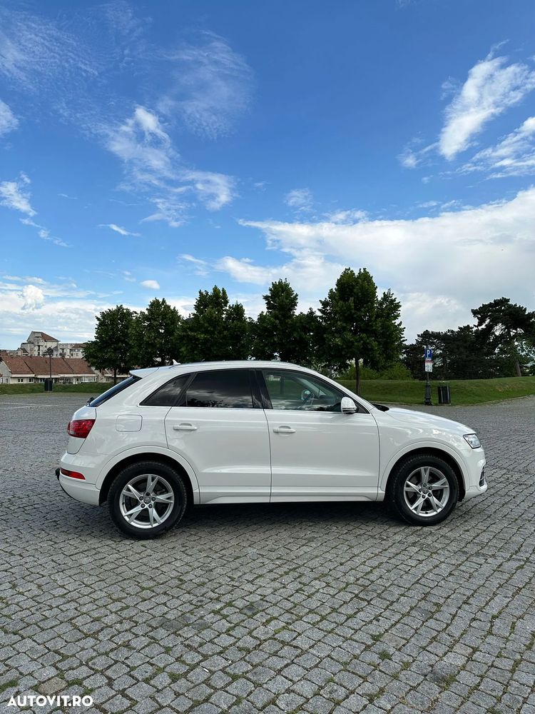 Audi Q3 2.0 TDI Quattro S tronic - 3