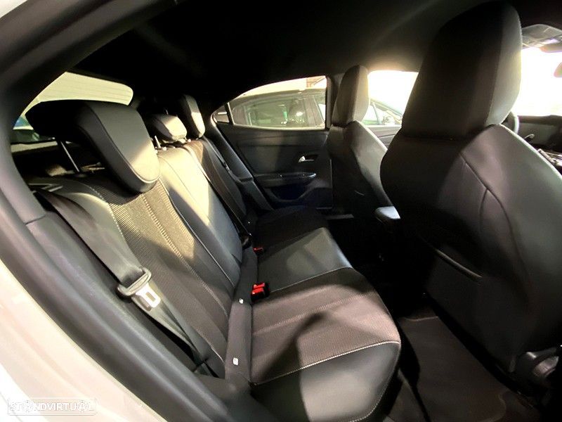 Opel Mokka 1.2 T GS AT - 9