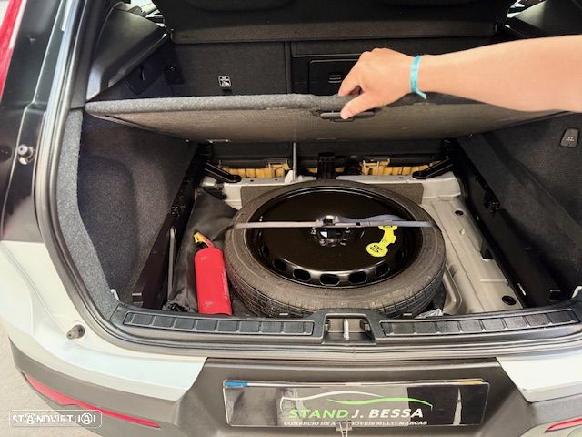 Volvo XC 40 T5 Recharge DKG Inscription Expression - 9